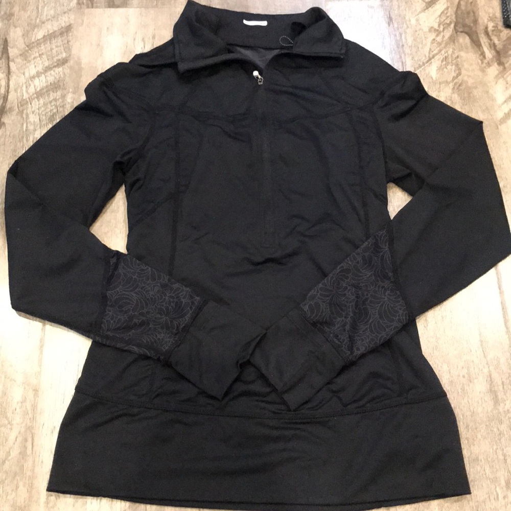 Lululemon running jacket size 4